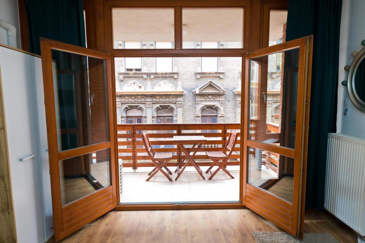 Lovag Studio Apartment ブダペスト エクステリア 写真